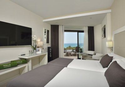 THE LEVEL SEA VIEW ROOM