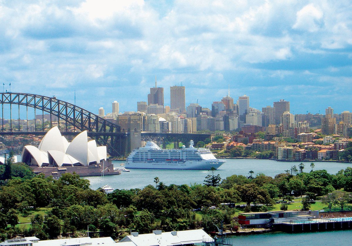 Seven Seas Voyager w Sydney