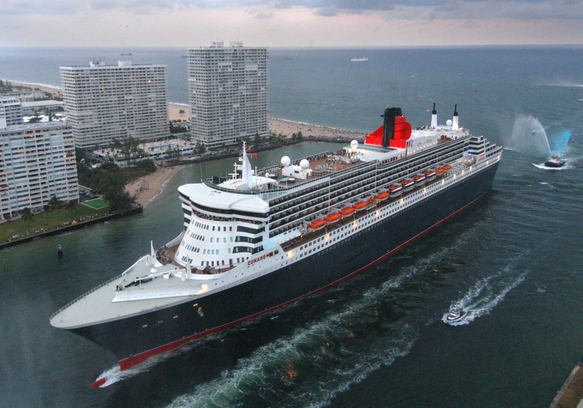 Queen Mary 2 - Miami