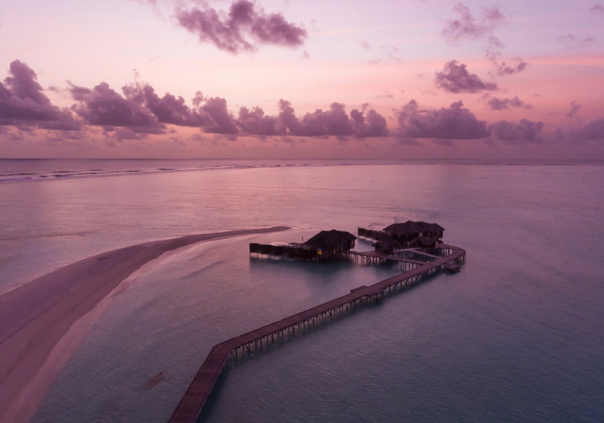 Conrad Maldives Rangali Island - o zachodzie słońca