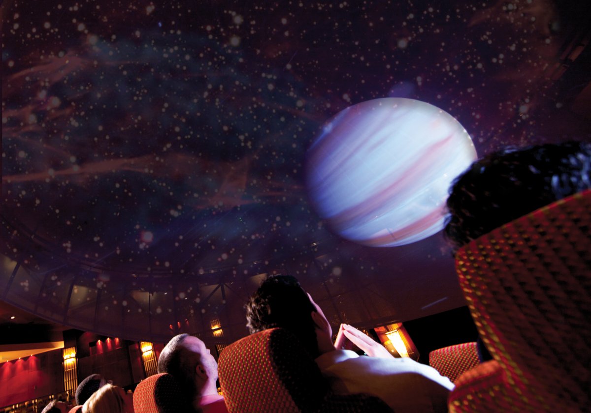 Illuminations - planetarium/kino