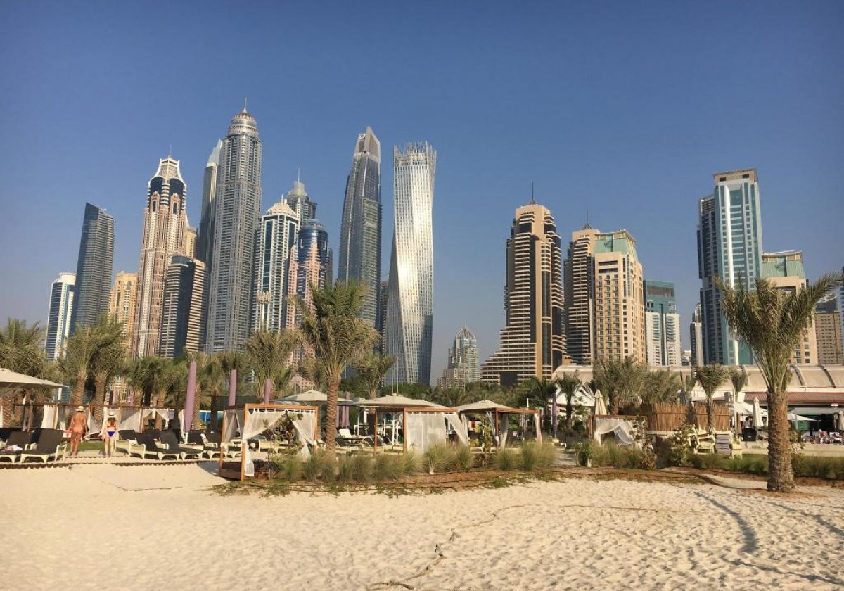 The Ritz-Carlton Dubaj - widok na miasto