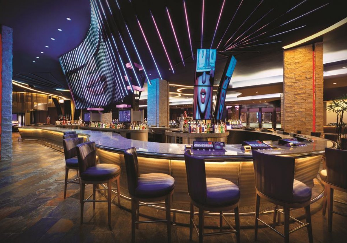 Hard Rock Hotel& Casino Punta Cana - Center Bar 
