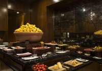 Hotel Regent Porto Montenegro - bufet śniadaniowy
