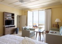 Two Bedroom Suite - sypialnia