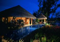 Two Bedroom Presidential Villa with Private Pool - basen w ogrodzie