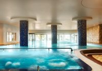 Marbella Club Hotel - wewnętrzny basen
